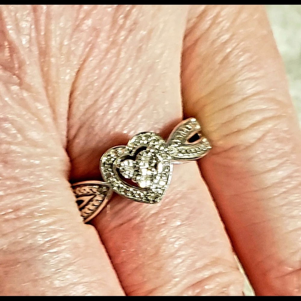 New Genuine .50ctw Diamonds .925 Sterling Silver size:7!